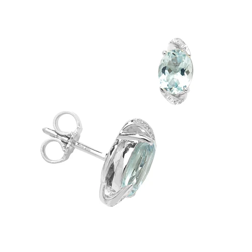 prong setting oval shape aquamarine gemstone and side stone earring