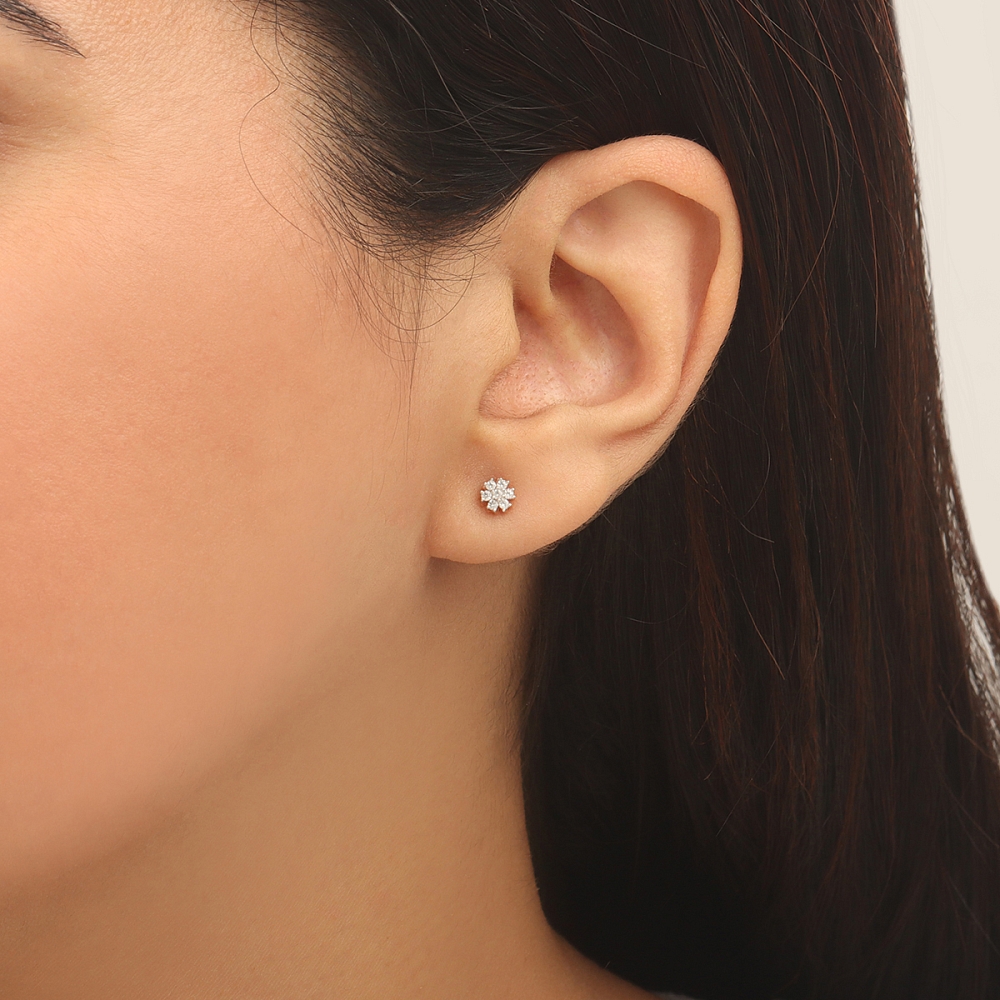 4 Prong Round Flower styled petit Diamond Earrings