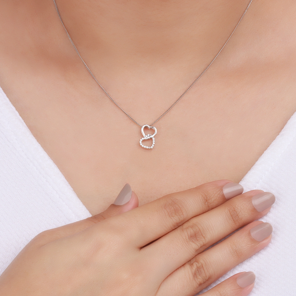 4 Prong Round Double Heart Pendant Necklace