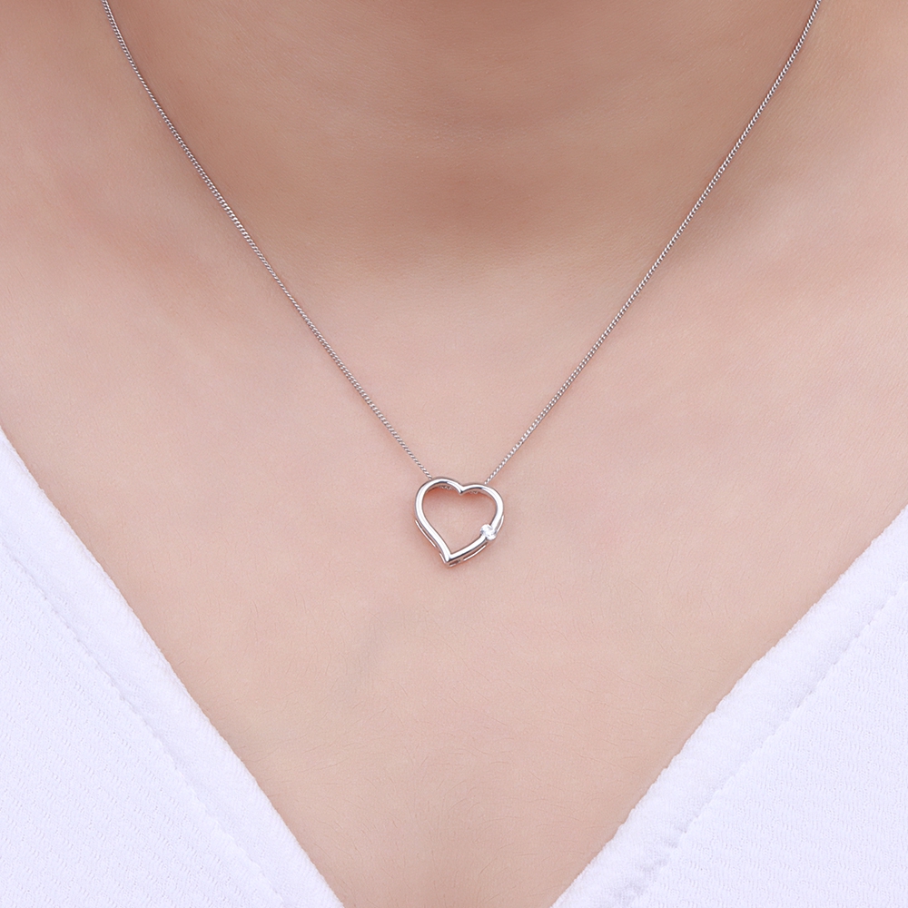 Flush Setting Round CoreHeart Heart Pendant Necklace