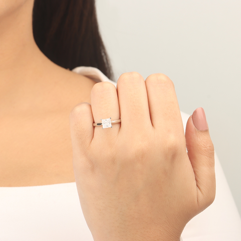 Princess Flower setting Engagement Rings