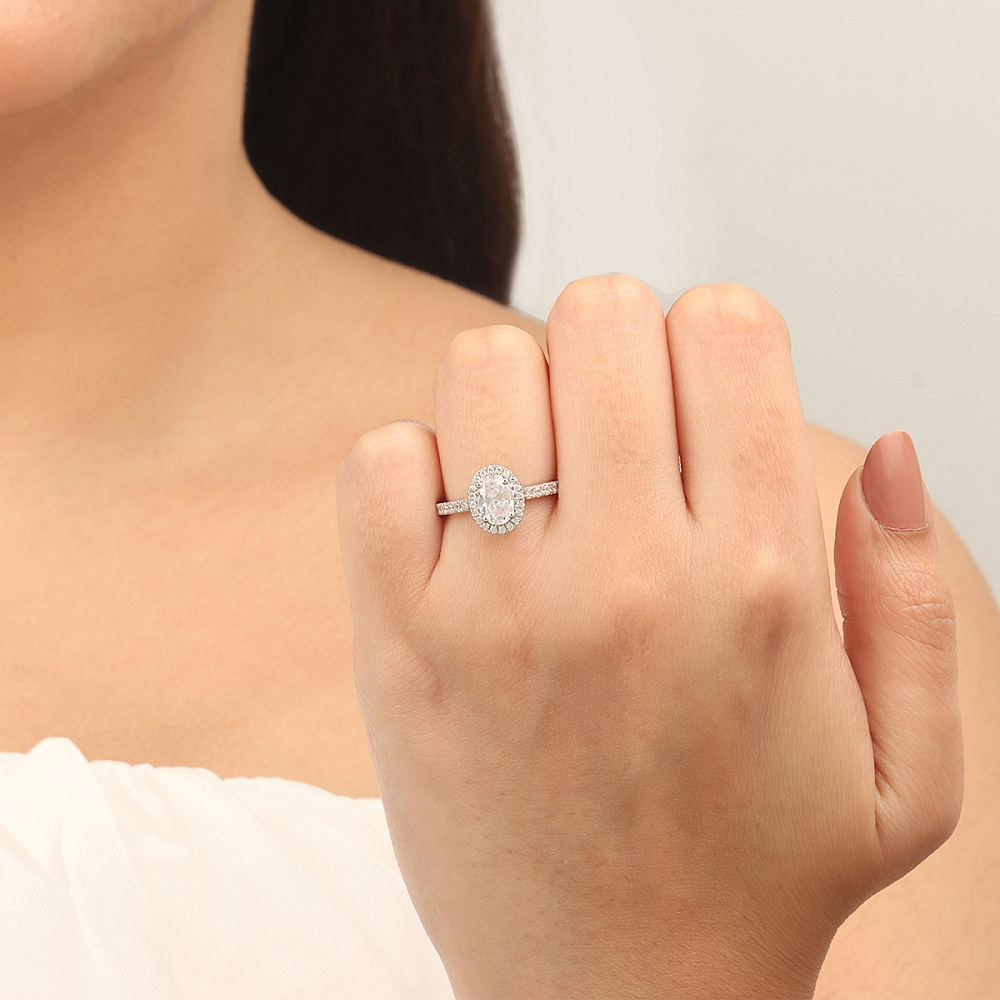 Oval Prong set shank Engagement Rings