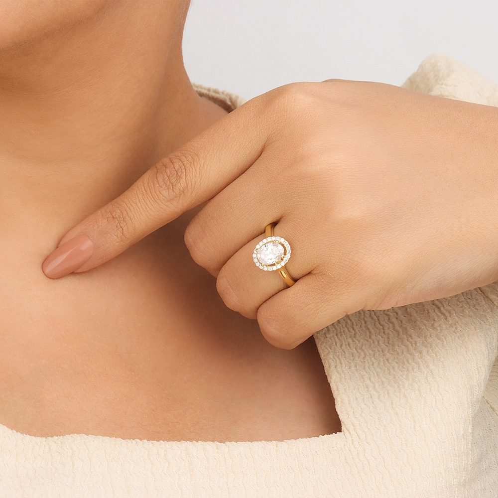 Oval Plain Shoulder Engagement Rings
