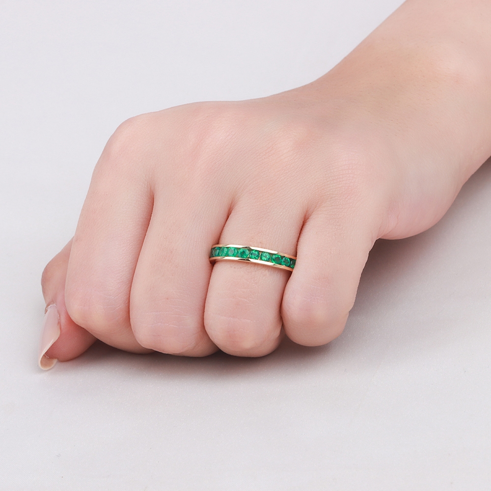 Channel Setting Round timeless Emerald Diamond Rings