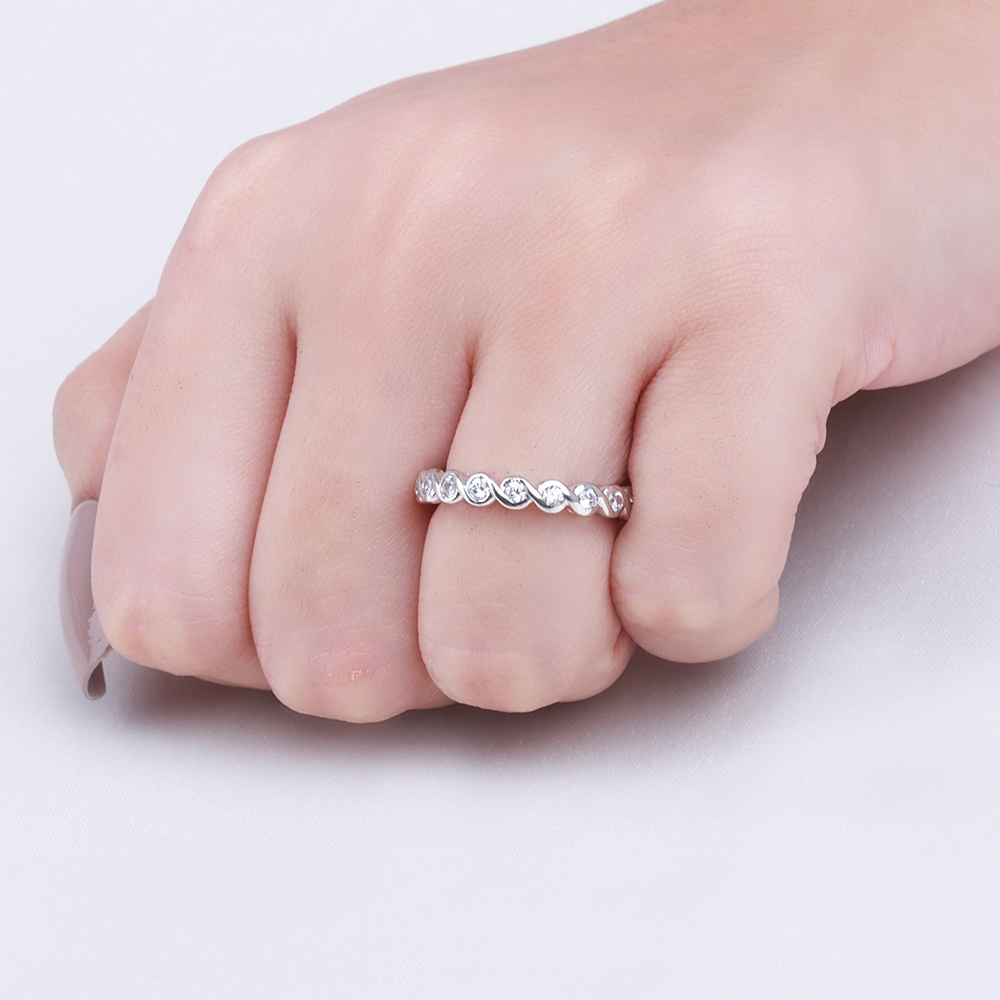 Channel Setting Round S link Full Eternity Diamond Jewellery