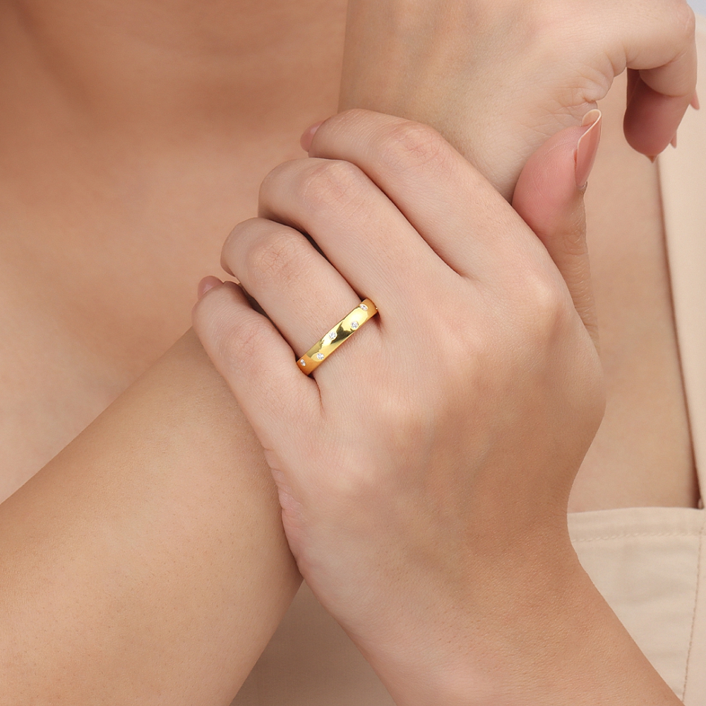 Flush Setting Round White Gold Classic zig zag Band Diamond Rings