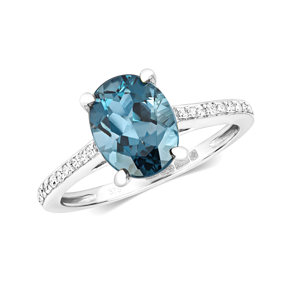 4 prong setting oval color stone and side round diamond ring