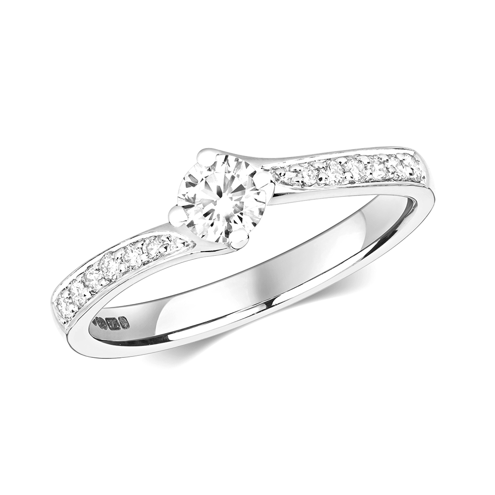 4 prong setting Shoulder round diamond solitare engagement ring