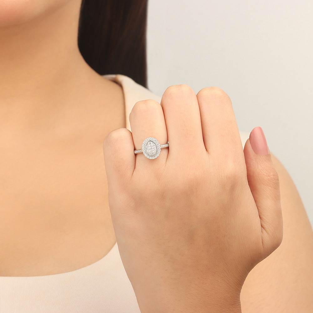 Pave Setting Round Unique halo Moissanite Engagement Rings