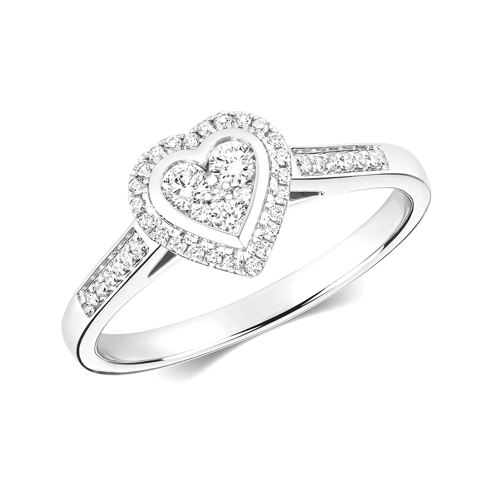 pave setting heart design round diamond cluster ring