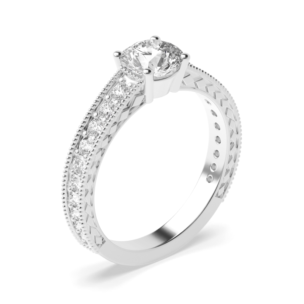 4 prong setting round shape a beautiful round brilliant cut Lab Grown Diamond ring with shoulder stones ring