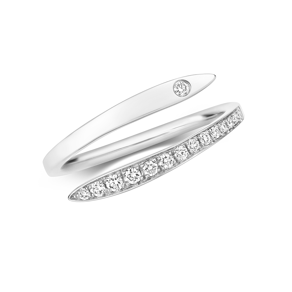 4 prong setting round shape crossover eternity ring