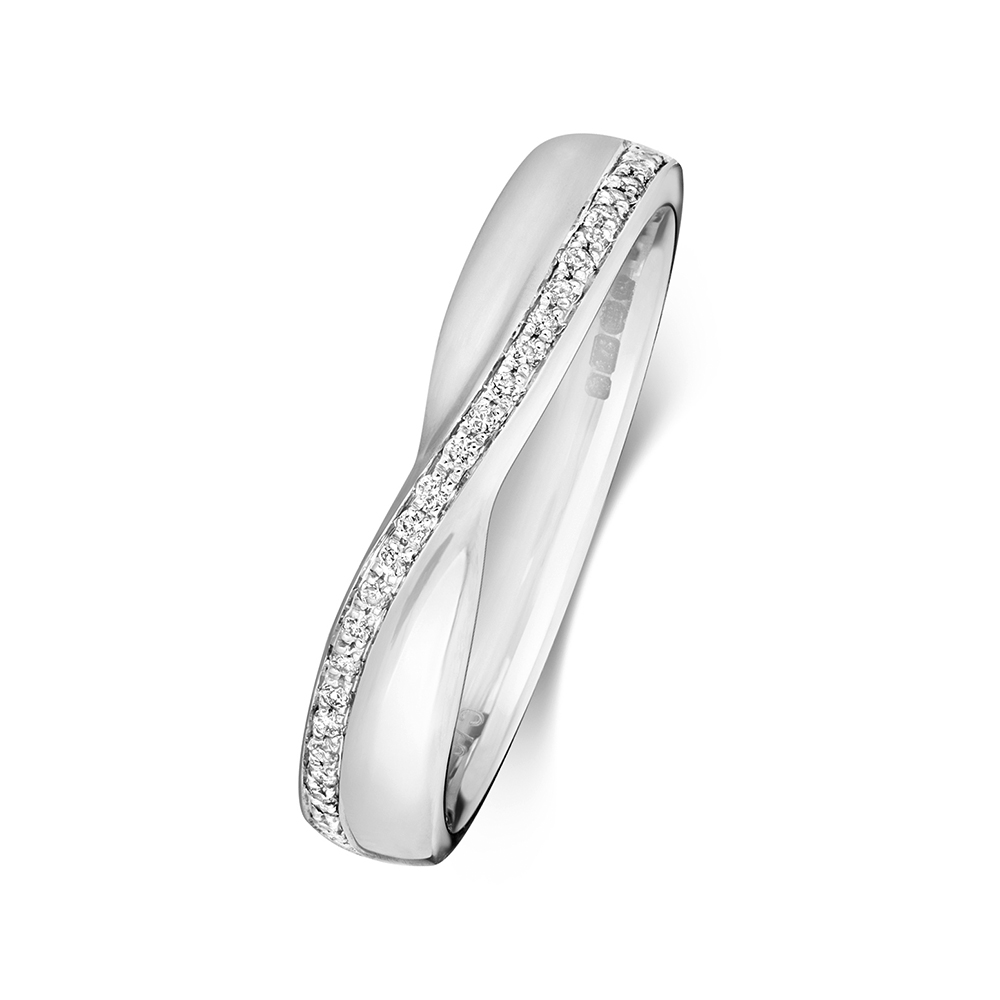 Criss cross pave setting round shape crossover diamond wedding ring