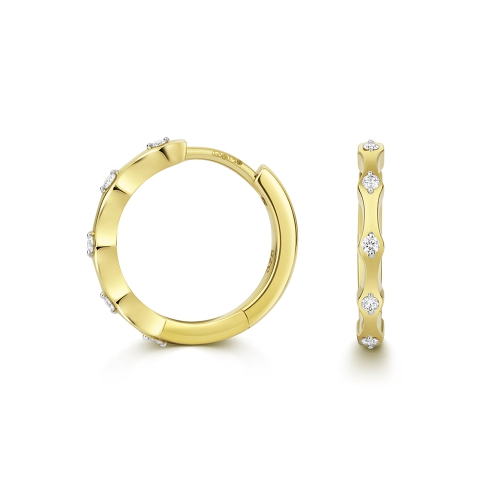 3 Prong Round Yellow Gold Lustre Diamond Earrings