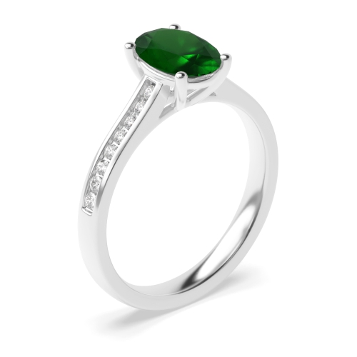 4 Prong Oval Classic setting Emerald Engagement Rings