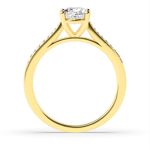 Oval Yellow Gold Tapered shank Engagement Rings