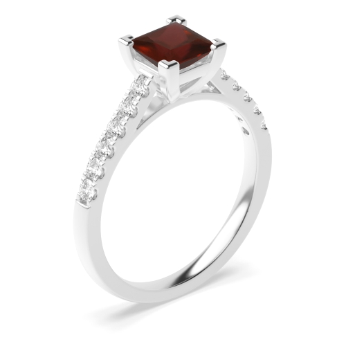 Princess Shape Corner Claw Diamond Side Stone Engagement Rings