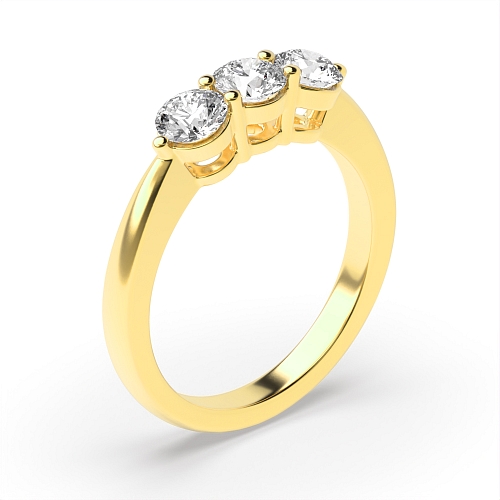 4 Prong Round Yellow Gold Ending claws equal size Engagement Rings