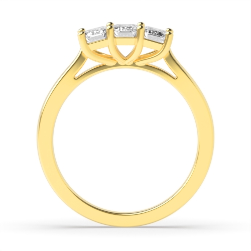 4 Prong Emerald Yellow Gold Shaped claws Engagement Rings