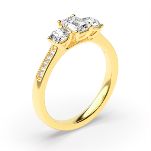 4 Prong Emerald Yellow Gold And round diamond on shoulder Engagement Rings