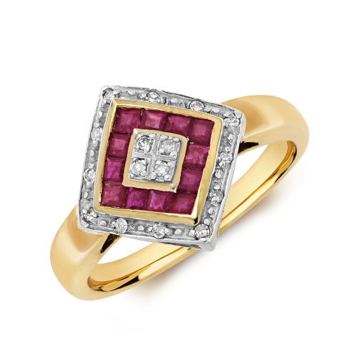 4 Prong Princess Yellow Gold Square halo diamond and Lab Grown Diamond Engagement Rings