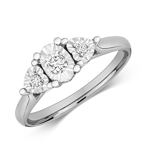 Oval And Heart Shape Trilogy Illusion Set Diamond Ring (6.0Mm)