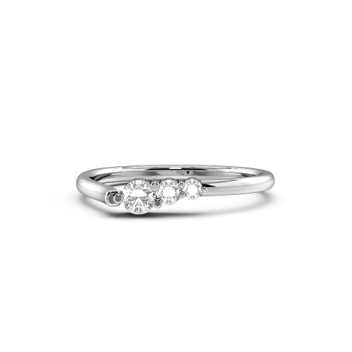 4 Prong Round Graduating Diamond Rings
