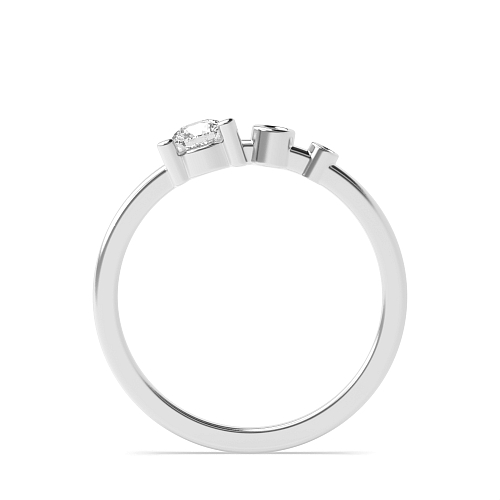 4 Prong Round Graduating Trilogy Engagement Rings