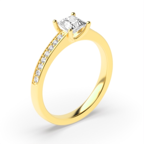 Princess Engagement Ring With Corner Claws Set Diamond