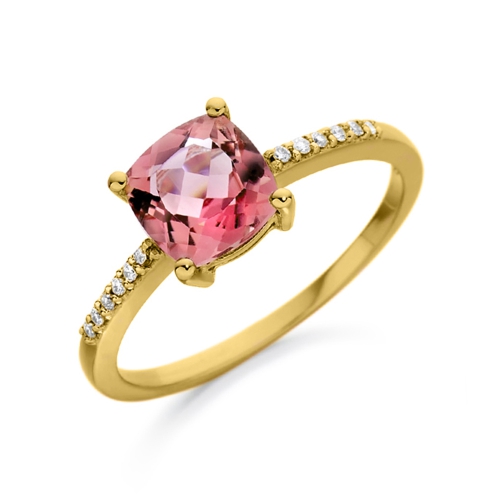 4 Prong Cushion Yellow Gold Enchant Lab Grown Diamond Engagement Rings