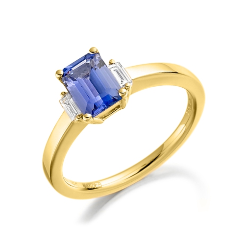 4 Prong Radiant Yellow Gold Exquisite Lab Grown Diamond Engagement Rings