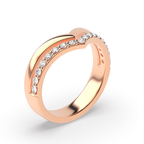 4 Prong Round Rose Gold V shaped Women's Shaped Diamond Rings