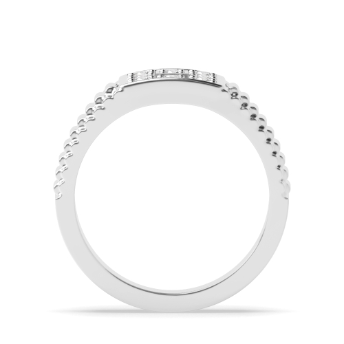 4 Prong Round striking Diamond Rings