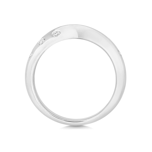 Bezel Setting Round Crossover Half Eternity Engagement Rings