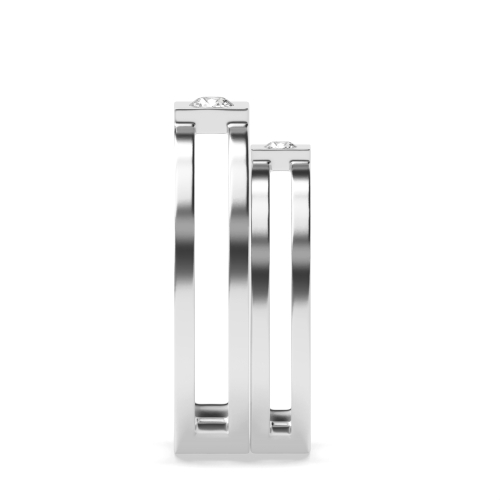 Bezel Setting Round Sleekness Naturally Mined Diamond Engagement Rings