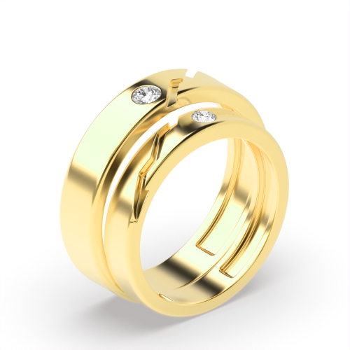 Bezel Setting Round Yellow Gold Wavy couple band Couples Engagement Rings