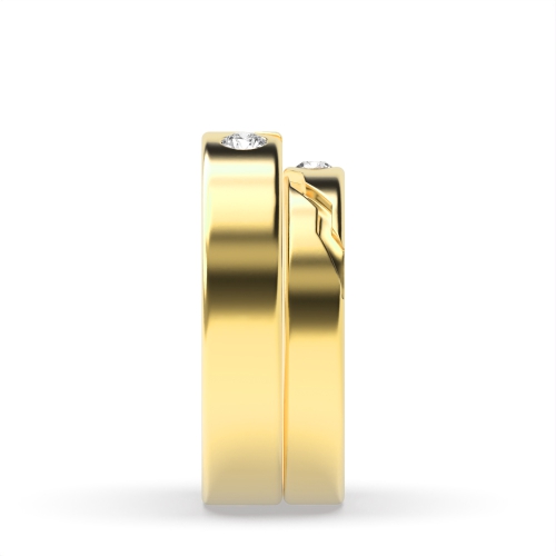 Bezel Setting Round Yellow Gold Wavy couple band Couples Engagement Rings