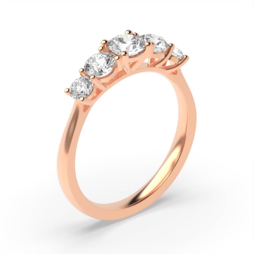 4 Prong Round Rose Gold Graduating Diamond Rings
