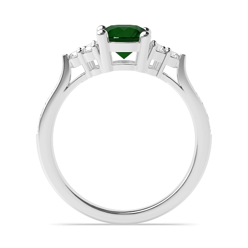 4 Prong Elegant look Emerald Engagement Rings